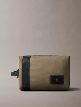 Canvas Dopp Kit