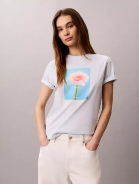 Daisy Graphic Classic T-Shirt