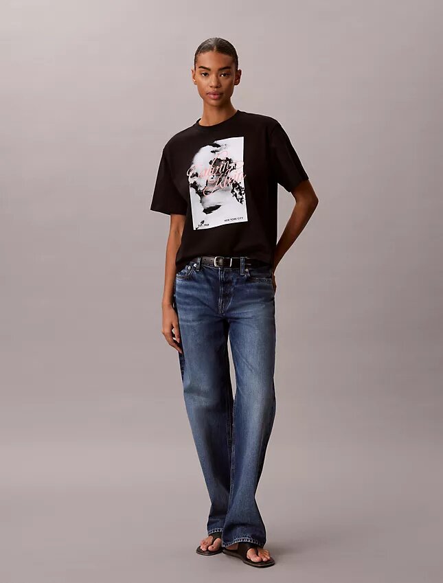 Faded Script Logo Graphic Boxy T-Shirt Faded Script Logo Graphic Boxy T-Shirt