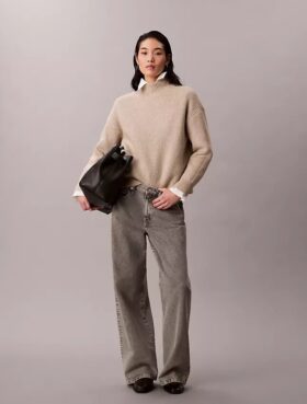 Fine Rib Relaxed Turtleneck Sweater
