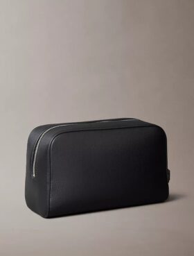Pebble Grain Dopp Kit