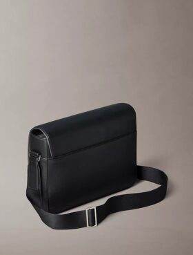 Refined Messenger Bag