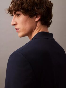 Refined Slim Blazer