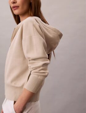 Relaxed Knit Hoodie