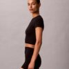 Rib Emblem Seamless Tee
